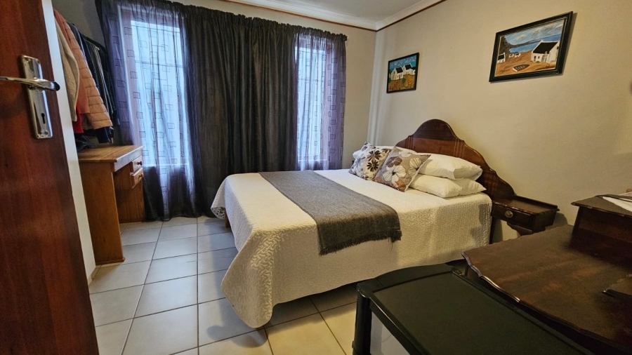 5 Bedroom Property for Sale in Mossel Bay Ext 15 Western Cape